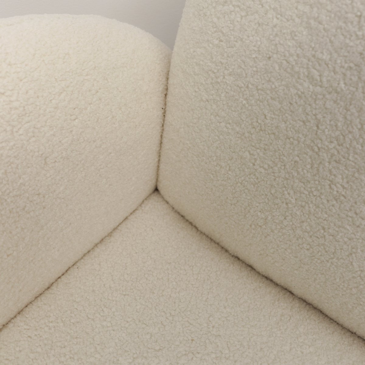 Snugg Swivel Occasional Chair - Cream Shearling