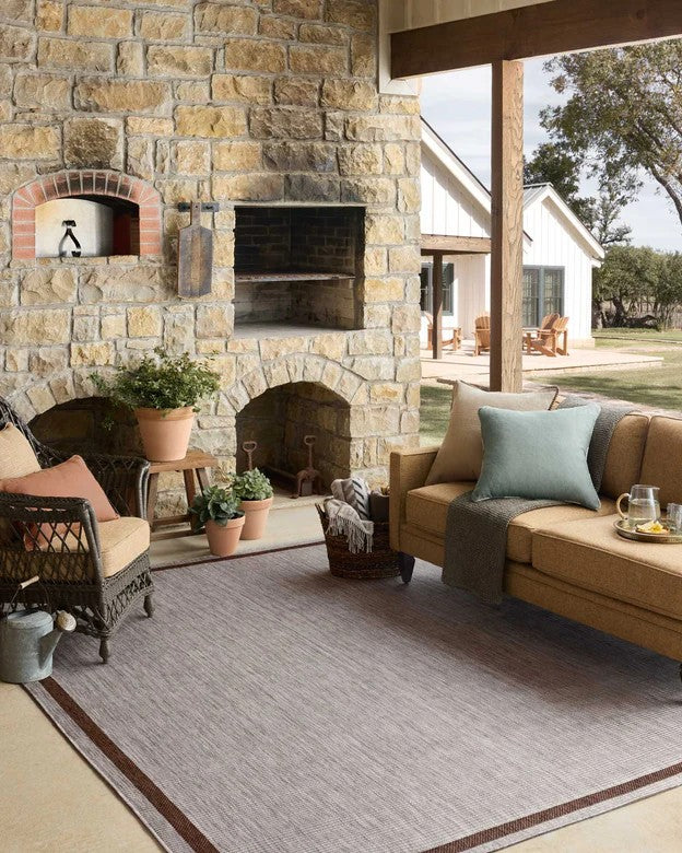 Border Outdoor Rug - Coffee & Dove
