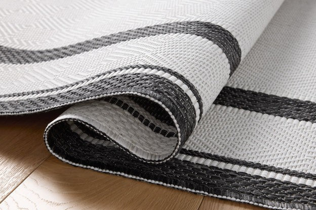 Borders Outdoor Rug - Ivory & Onyx