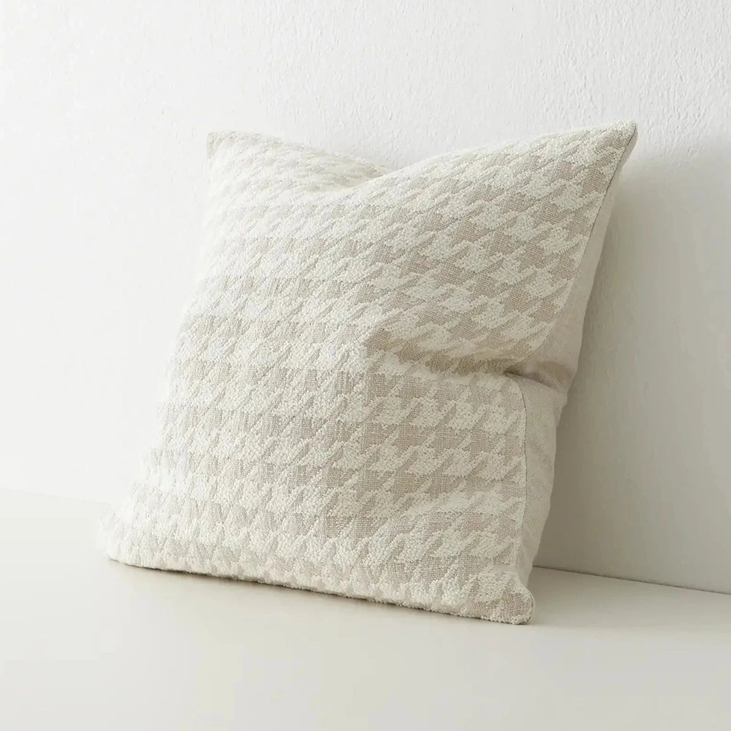 Giovanni Cushion - Salt