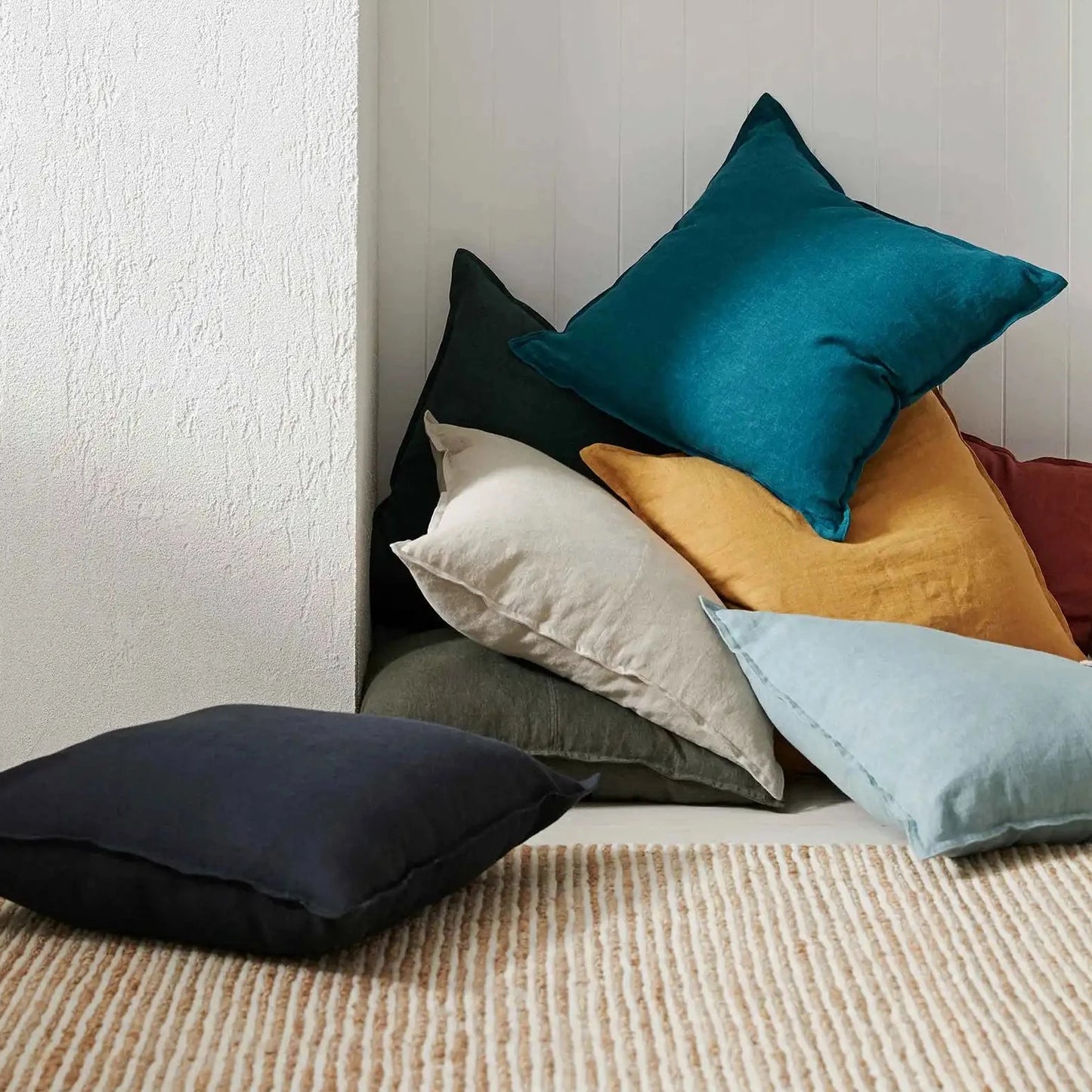 Como Cushion - Linen