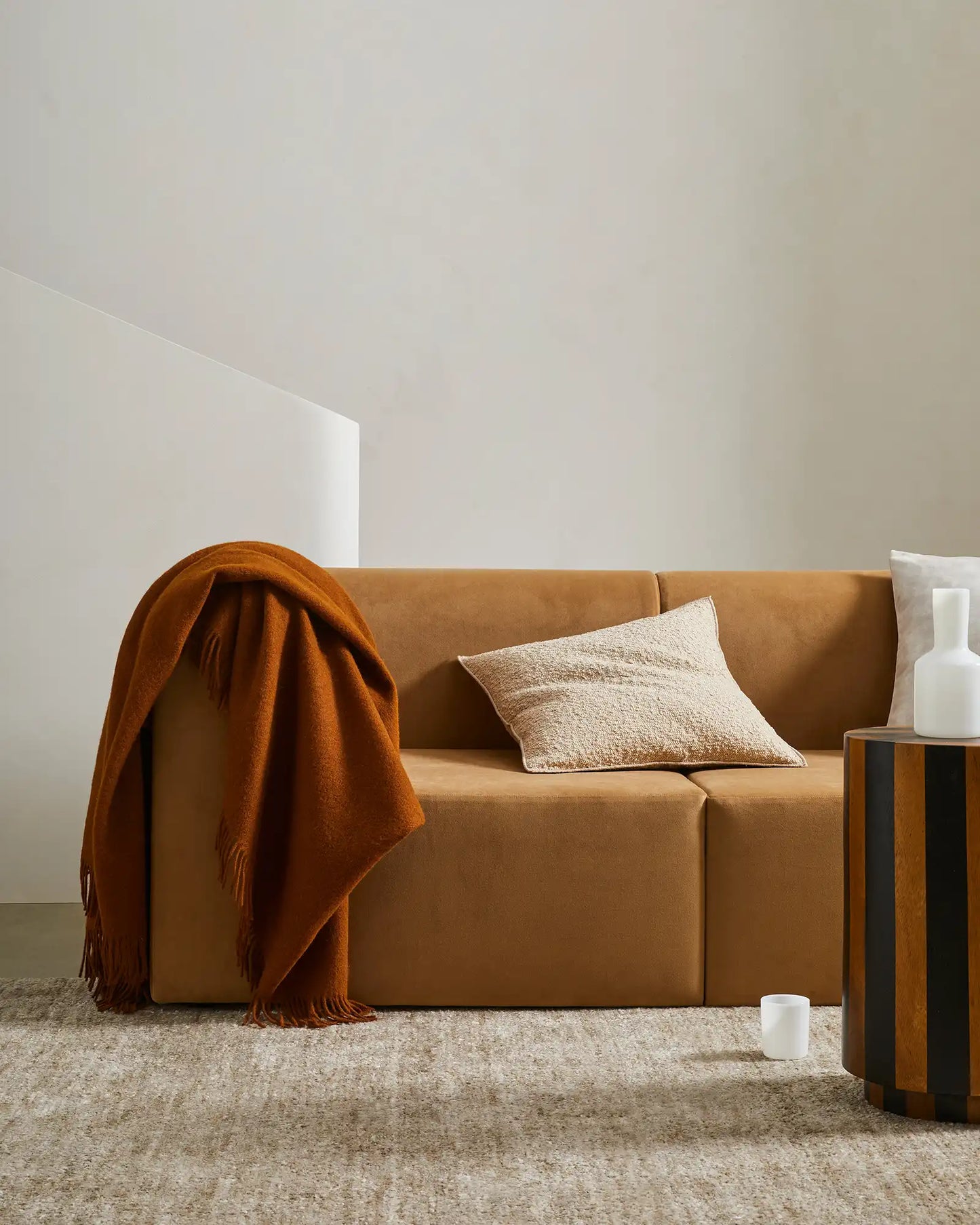 Alberto Cushion - Nougat