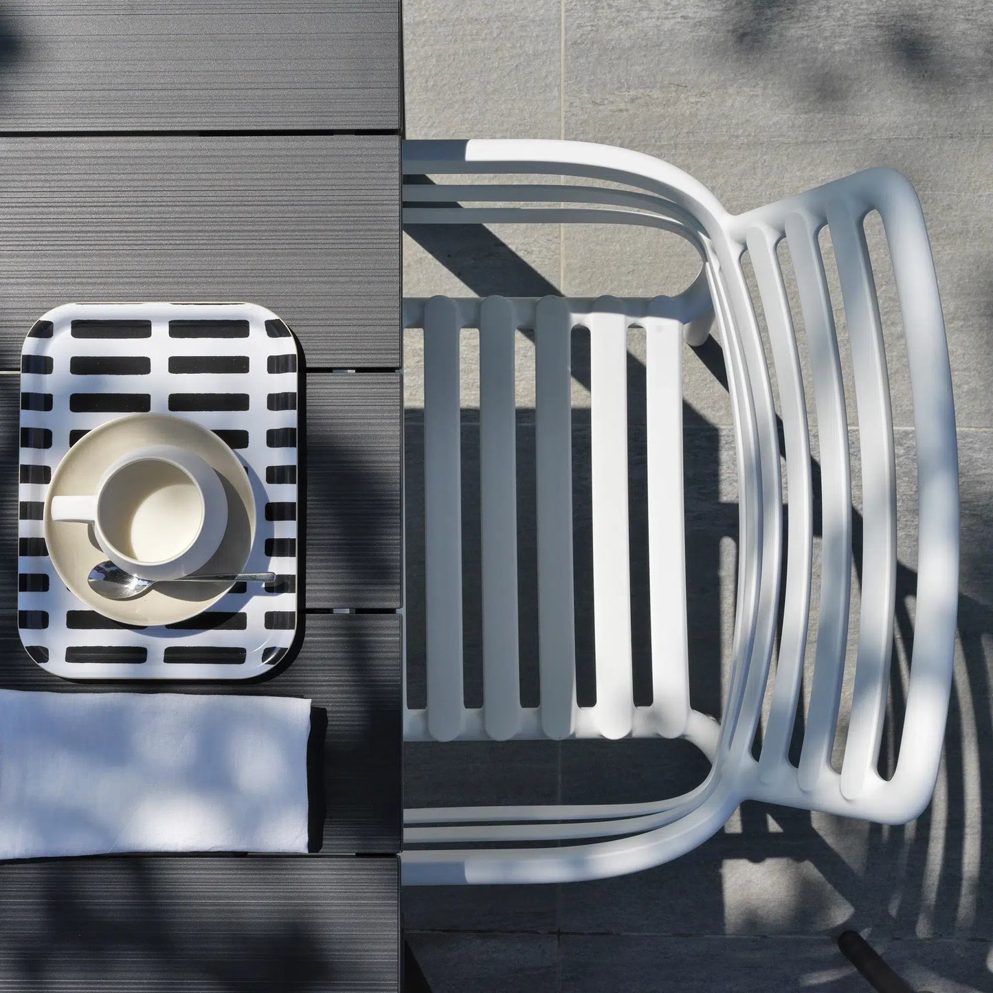 Doga Outdoor Dining/Armchair - White