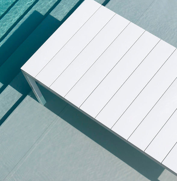 Rio Outdoor Extension Dining Table - 1400 to 2100 White