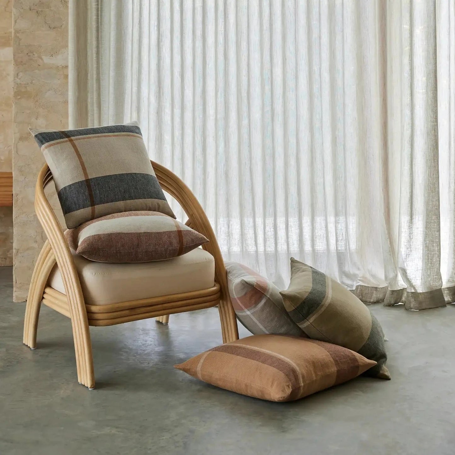 Dante Cushion - Tobacco