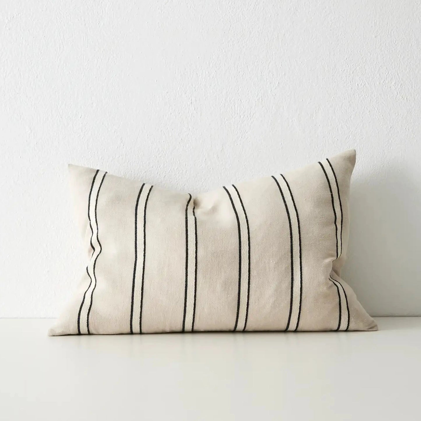 Vinnie Cushion - Natural