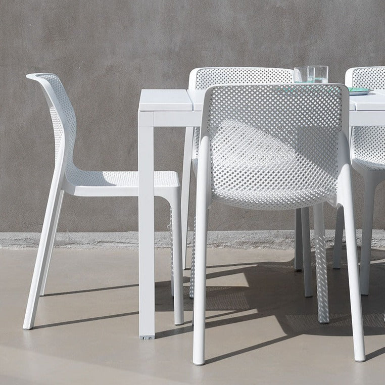 Rio Outdoor Extension Dining Table - 2100 to 2800 White