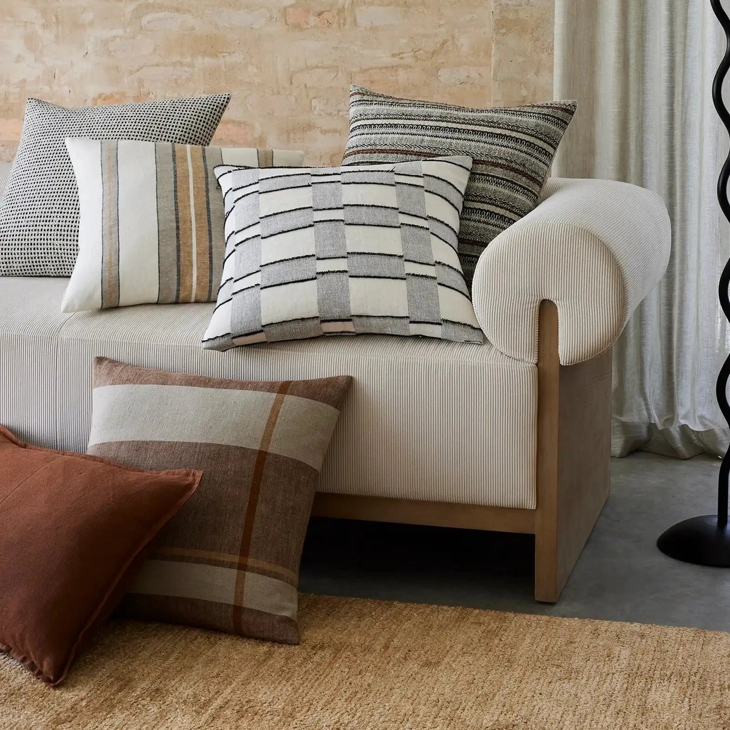 Dante Cushion - Tobacco