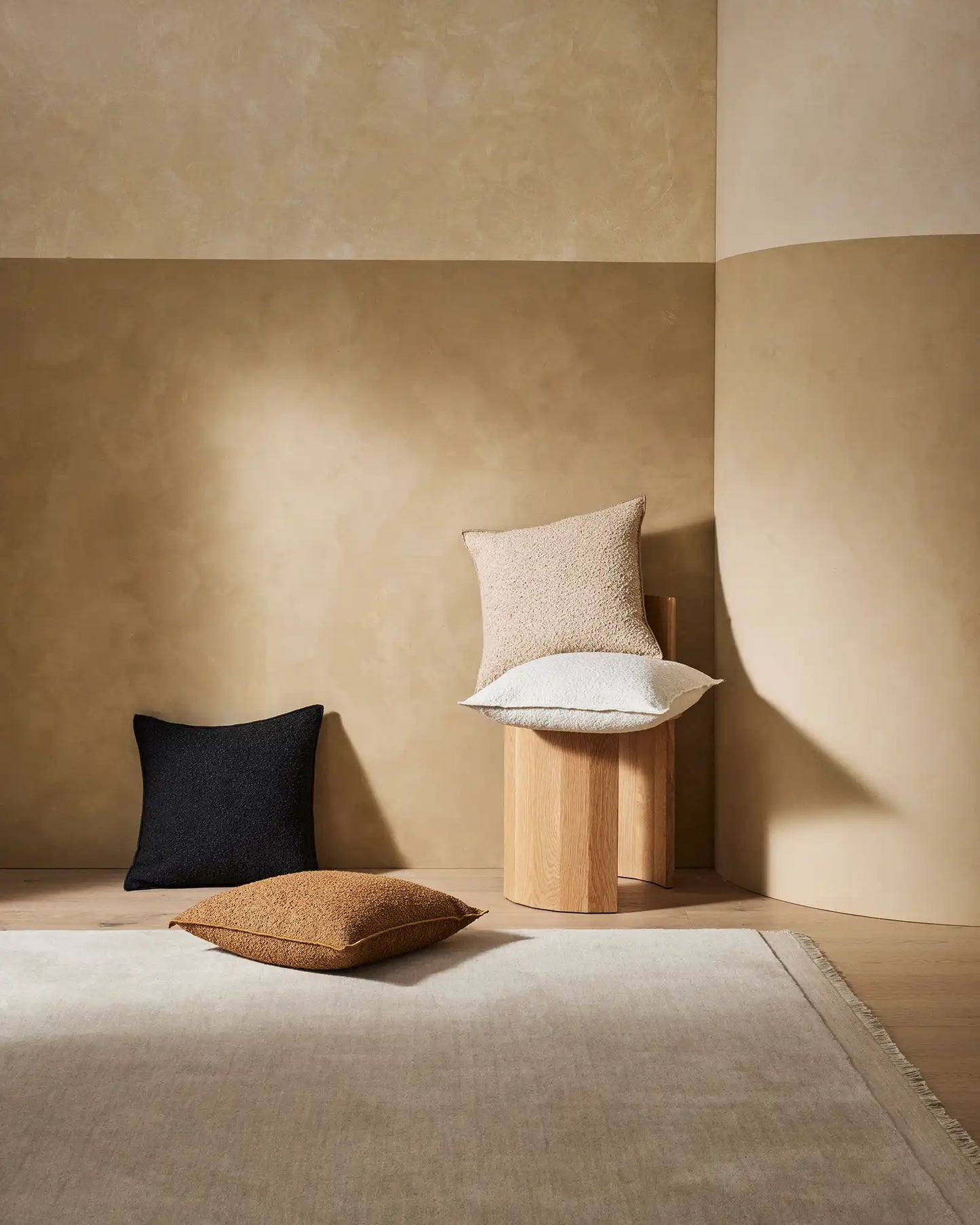 Alberto Cushion - Onyx