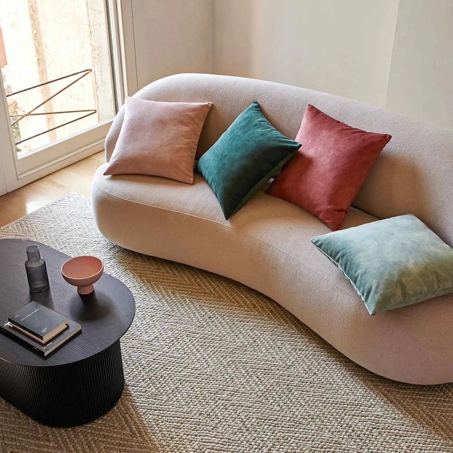 Ava Cushion - Powder