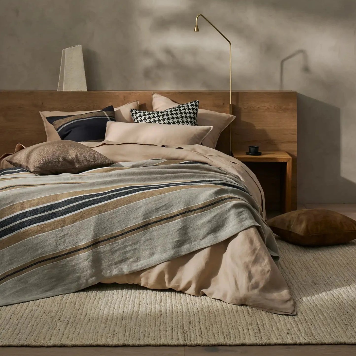 Giovanni Cushion - Midnight