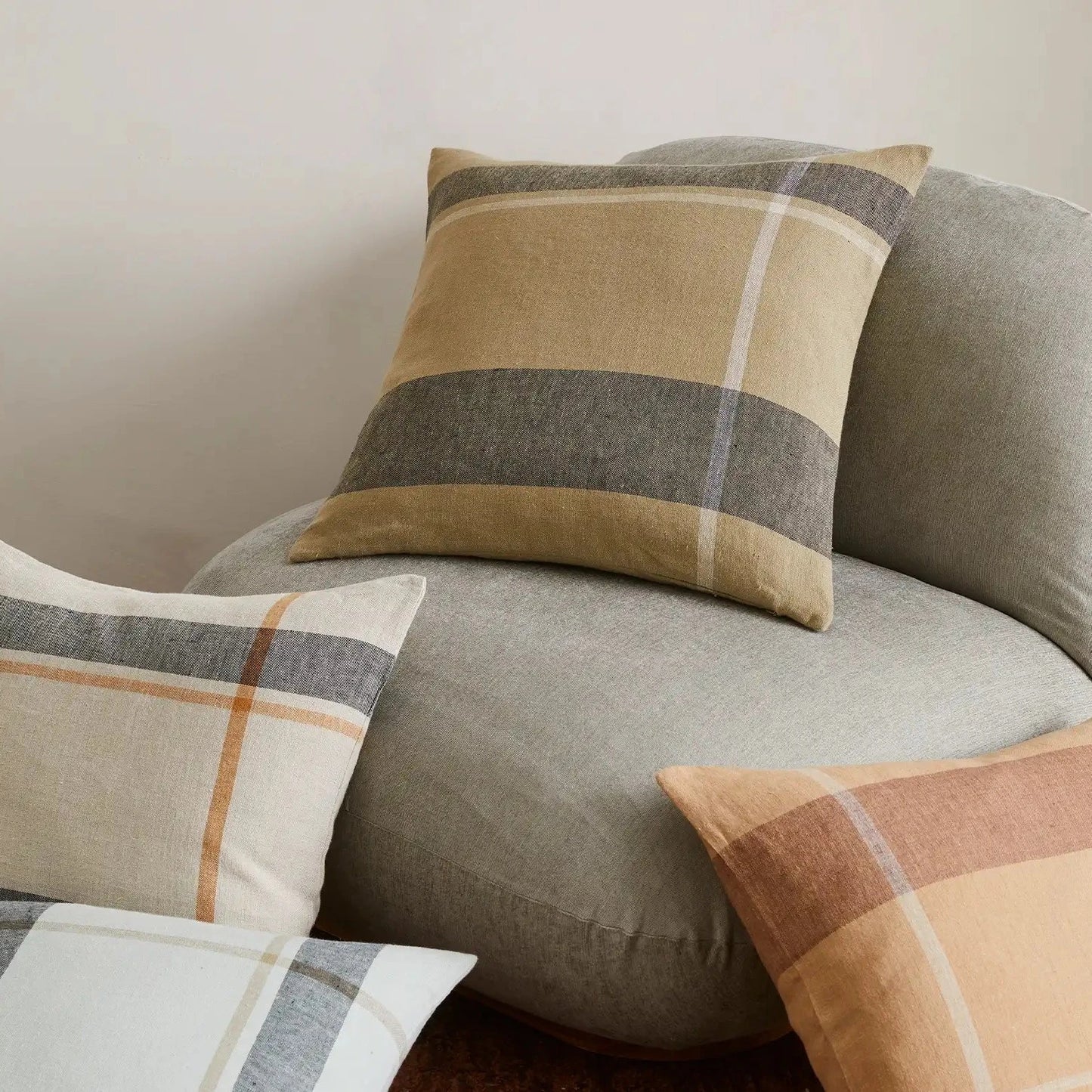 Dante Cushion - Caper