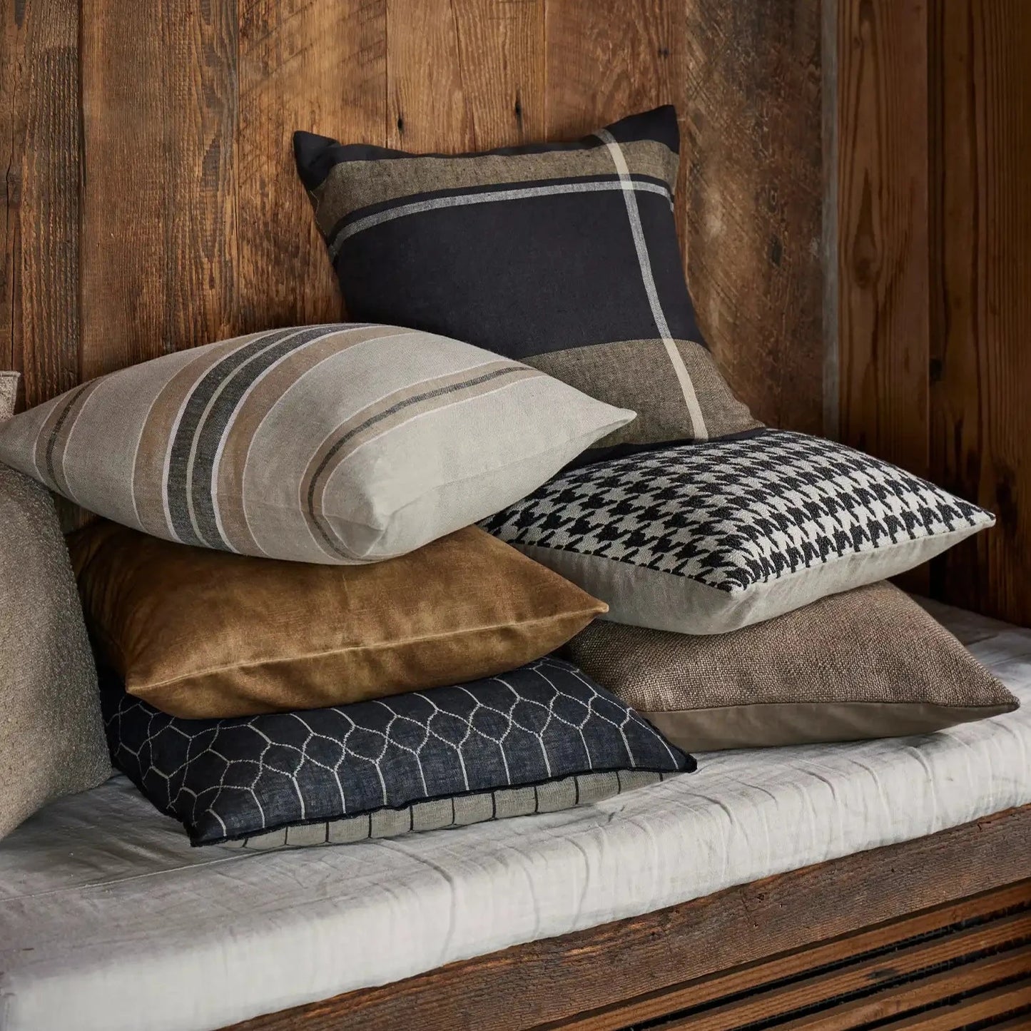 Franco Cushion - Clay