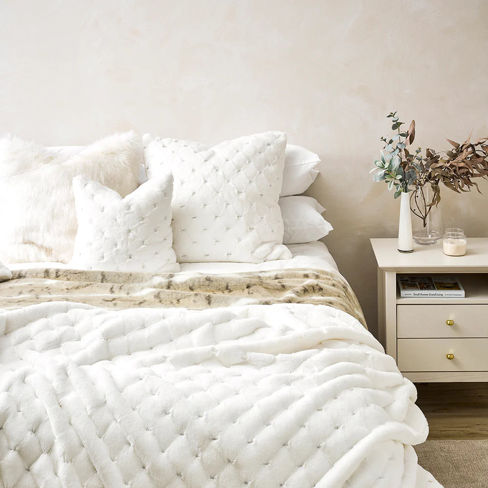 Fur Cushion - Norwegian Fox (3 Sizes)