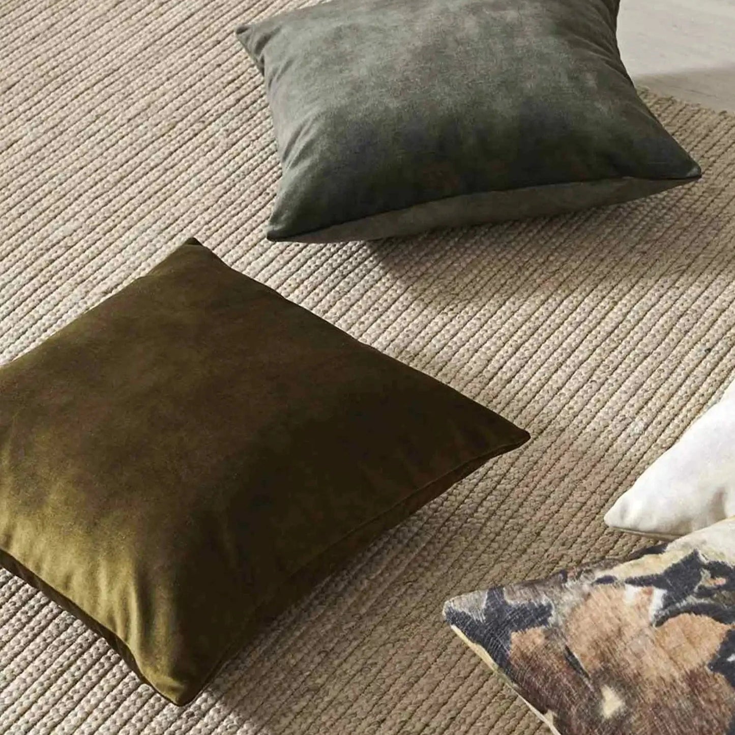 Ava Cushion - Moss