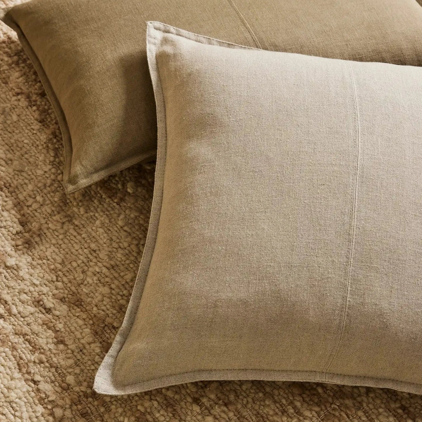 Como Cushion - Linen