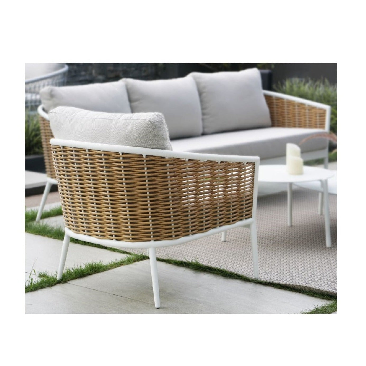 Eastport Outdoor Lounge Chair