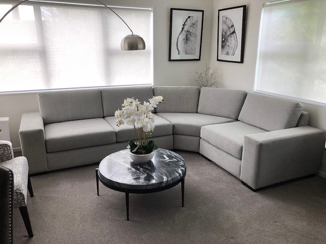 Cento Corner Suite – Floorstock