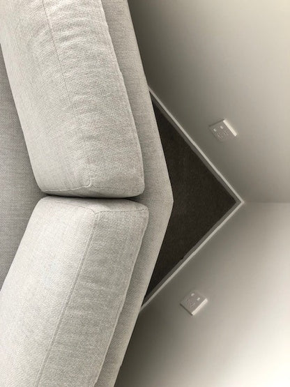 Cento Corner Suite – Floorstock