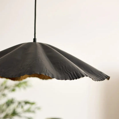 Crimped Pendant Large - Black and Gold