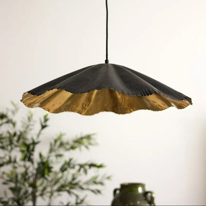 Crimped Pendant Small - Black and Gold