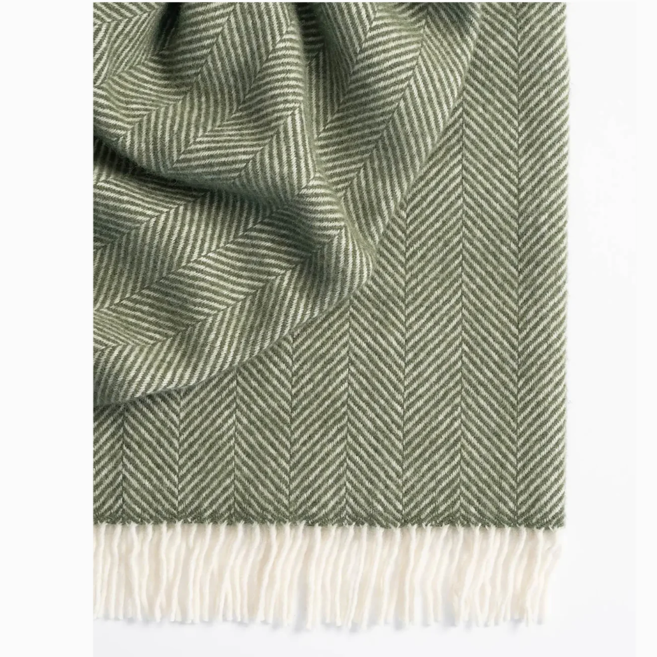 Magnus Throw Pattern Magnus Throw - Olive – Shibui Interiors