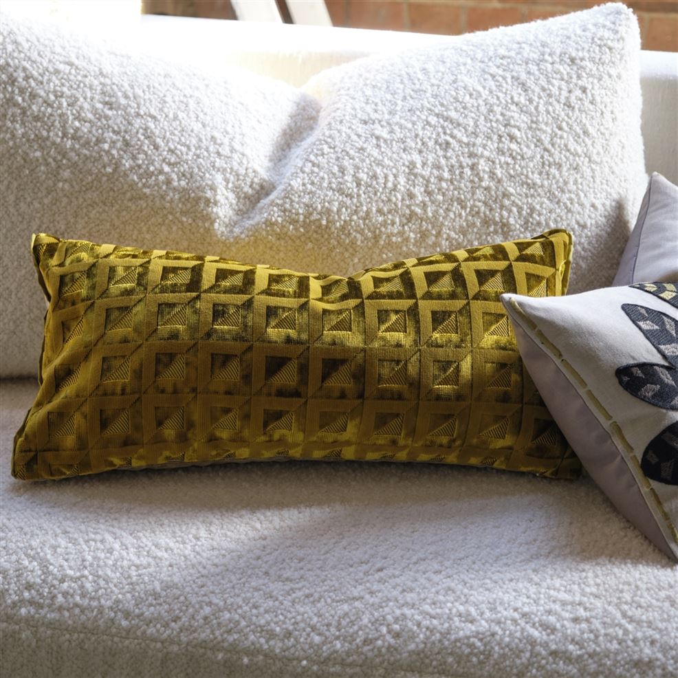 Designers Guild - Monserrate Velvet Cushion