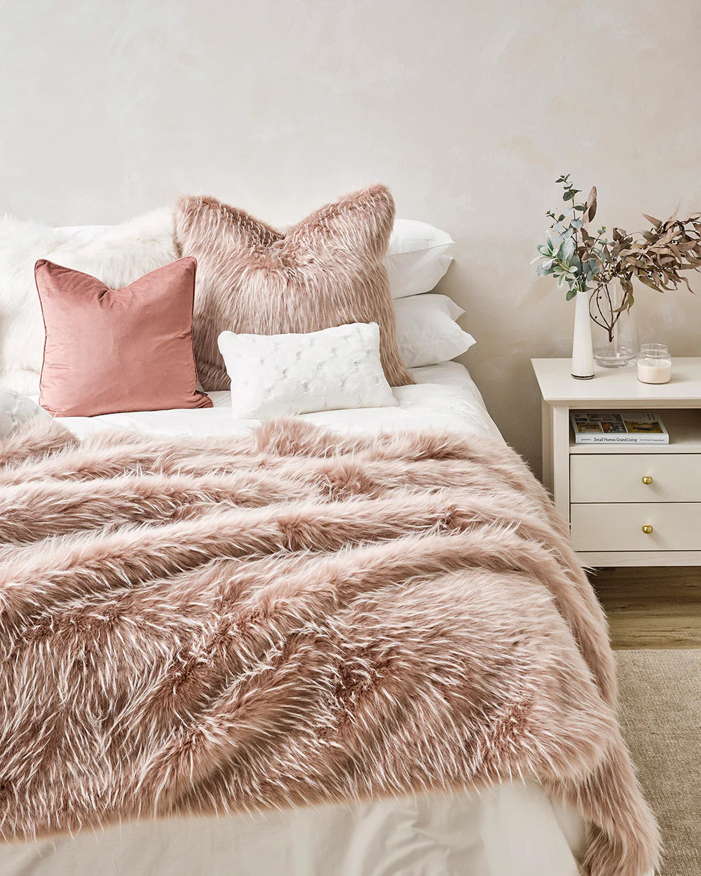 Fur Throw - Peony Plume