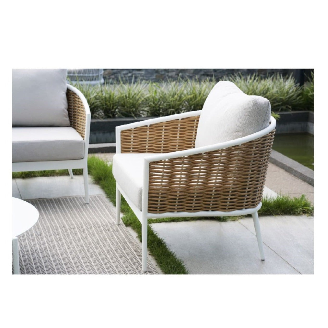 Eastport Outdoor Lounge Chair