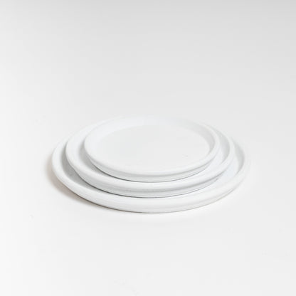 Rustie Saucers, White - Set of 4